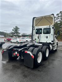 2017 Freightliner CASCADIA 125 DAY CAB