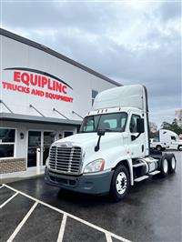 2017 Freightliner CASCADIA 125 DAY CAB
