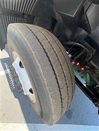 2016 Volvo VNM SINGLE AXLE DAY CAB