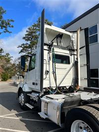 2018 Volvo VNL