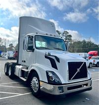 2018 Volvo VNL