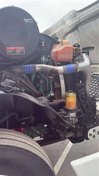 2017 Volvo VNM SINGLE AXLE DAY CAB