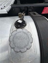 2017 Volvo VNM SINGLE AXLE DAY CAB