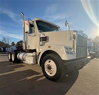 2015 Freightliner Coronado