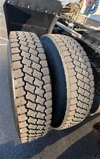 2015 Freightliner Coronado