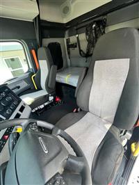 2022 Freightliner CASCADIA 116