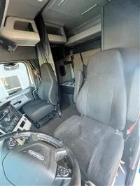 2019 Freightliner PE116SLP