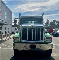 2019 International HX520