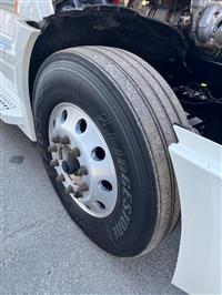 2019 Freightliner CASCADIA 126