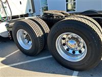 2019 Freightliner CASCADIA 126