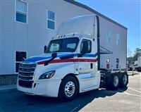 2019 Freightliner CASCADIA 126