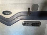 2018 Mack CXU613 FLAT TOP SLEEPER