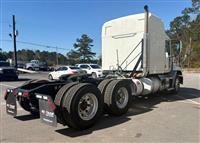 2018 Mack CXU613 FLAT TOP SLEEPER