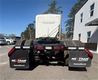 2018 Mack CXU613 FLAT TOP SLEEPER