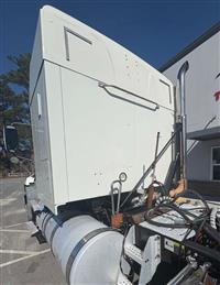 2018 Mack CXU613 FLAT TOP SLEEPER