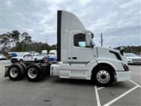 2018 Volvo VNL