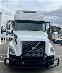 2023 Volvo VNL860