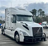 2023 Volvo VNL860
