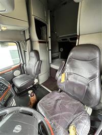 2011 Volvo VNL