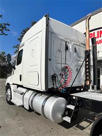 2020 Freightliner Cascadia