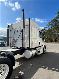 2020 Freightliner Cascadia