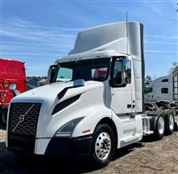 2019 Volvo VNL300