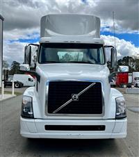 2018 Volvo VNL300