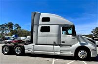 2023 Volvo VNL860