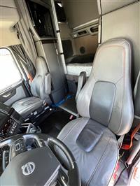 2023 Volvo VNL860