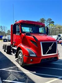 2021 Volvo VNR 6X2 Day Cab
