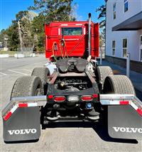 2021 Volvo VNR 6X2 Day Cab