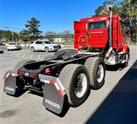 2021 Volvo VNR 6X2 Day Cab