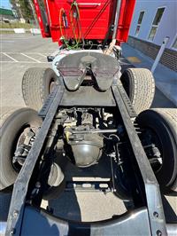 2021 Volvo VNR 6X2 Day Cab