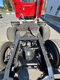 2021 Volvo VNR 6X2 Day Cab