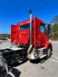 2021 Volvo VNR 6X2 Day Cab