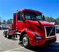 2021 Volvo VNR 6X2 Day Cab