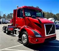 2021 Volvo VNR 6X2 Day Cab
