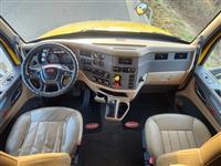 2015 Peterbilt 579