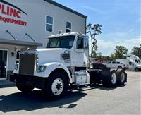 2015 Freightliner Coronado 122 SD