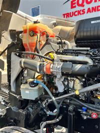 2015 Freightliner Coronado 122 SD