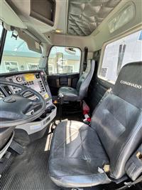 2015 Freightliner Coronado 122 SD