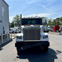 2015 Freightliner Coronado 122 SD