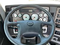 2015 Freightliner Coronado 122 SD