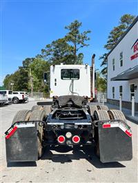 2015 Freightliner Coronado 122 SD