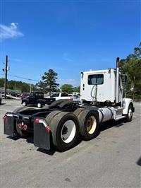 2015 Freightliner Coronado 122 SD