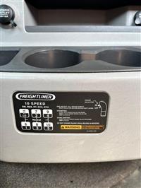 2015 Freightliner Coronado 122 SD