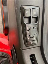 2021 Volvo VNR 6X2 Day Cab