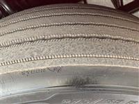 2021 Volvo VNR 6X2 Day Cab