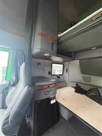 2021 International LT625