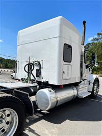 2018 Peterbilt 567